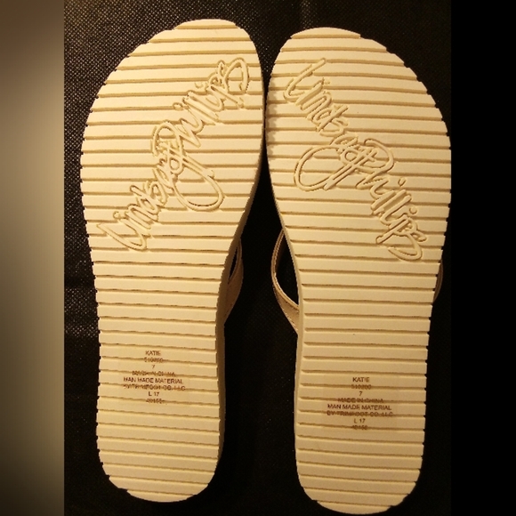 Lindsay Phillips -Multi Pinks & Grays Colored  Sandals W/Gold Bow, Katie #510200 - Picture 11 of 11